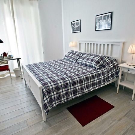 Bed and Breakfast Fellini Рим Екстер'єр фото